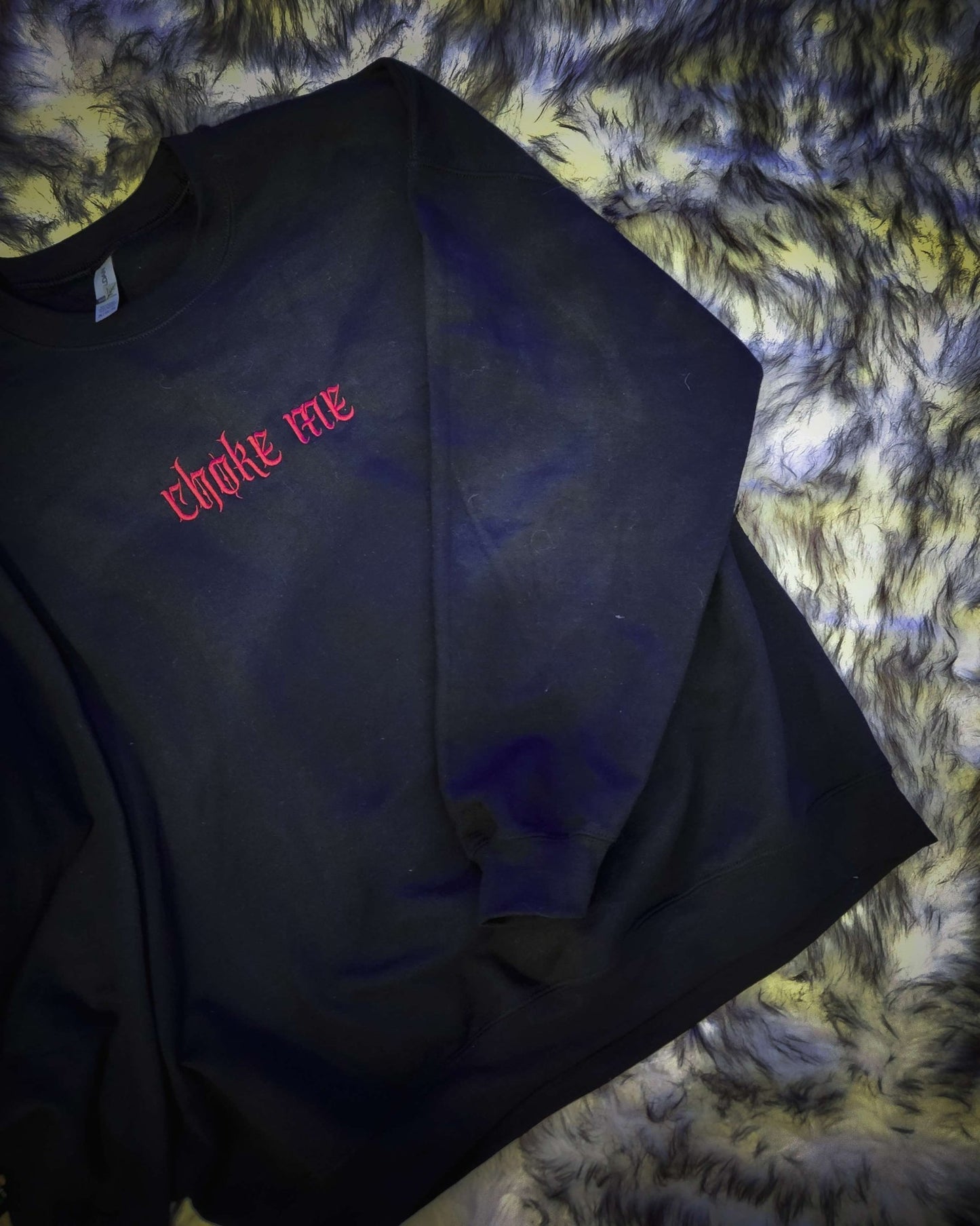 Choke Me Embroidered Crewneck - Vice & Villains